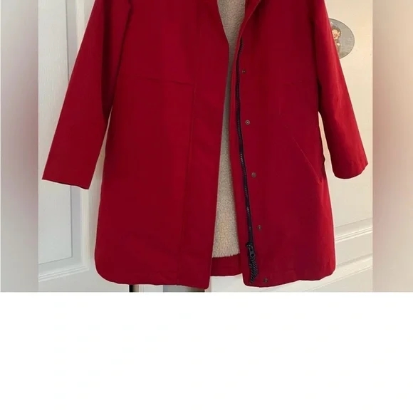 Waterproof Lined Parka - Picture 2 of 5